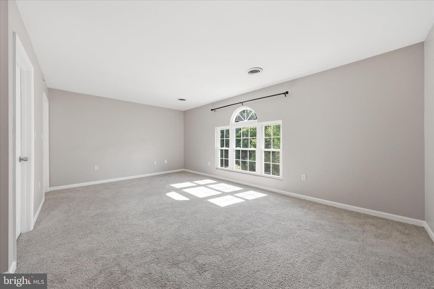 120 N Altamont photo 34