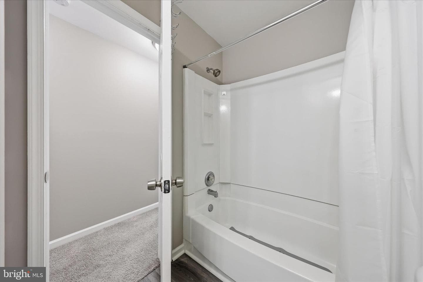 120 N Altamont photo 43