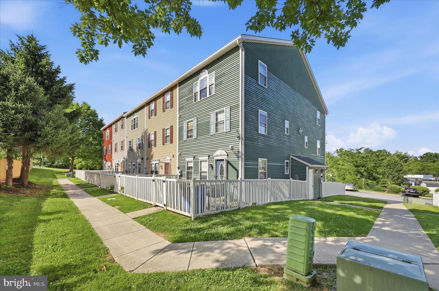 120 N Altamont photo 53