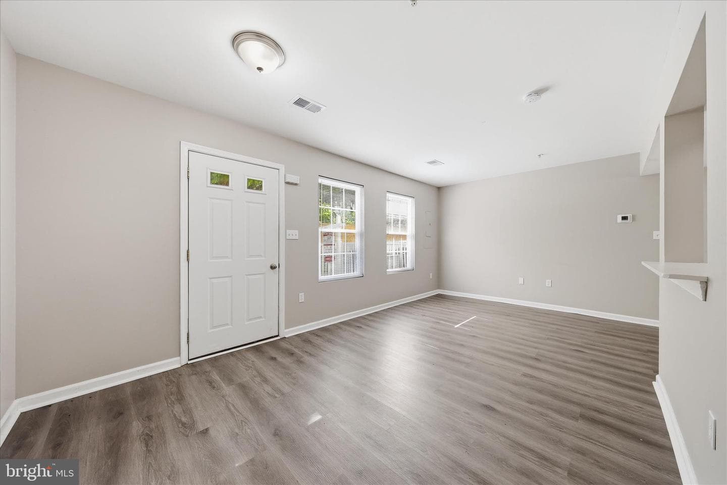 120 N Altamont photo 6
