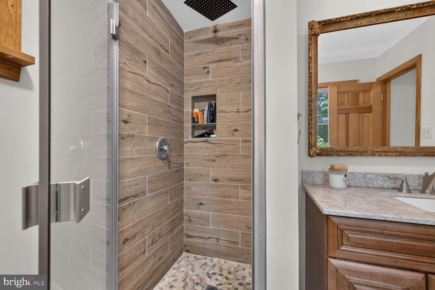 13728 Pryor Road photo 9
