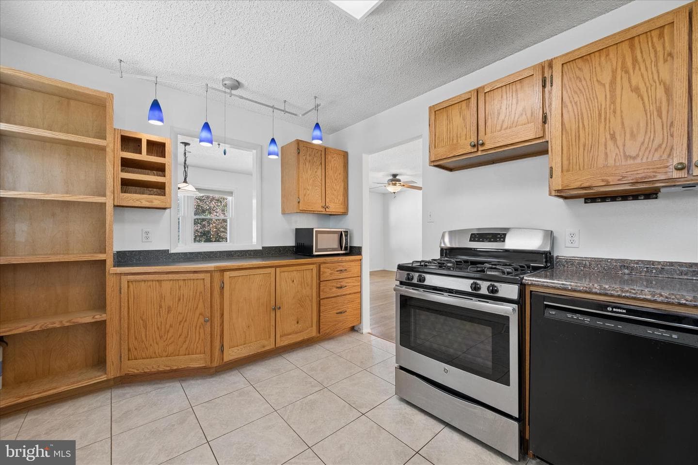 1607 Wise Road photo 13