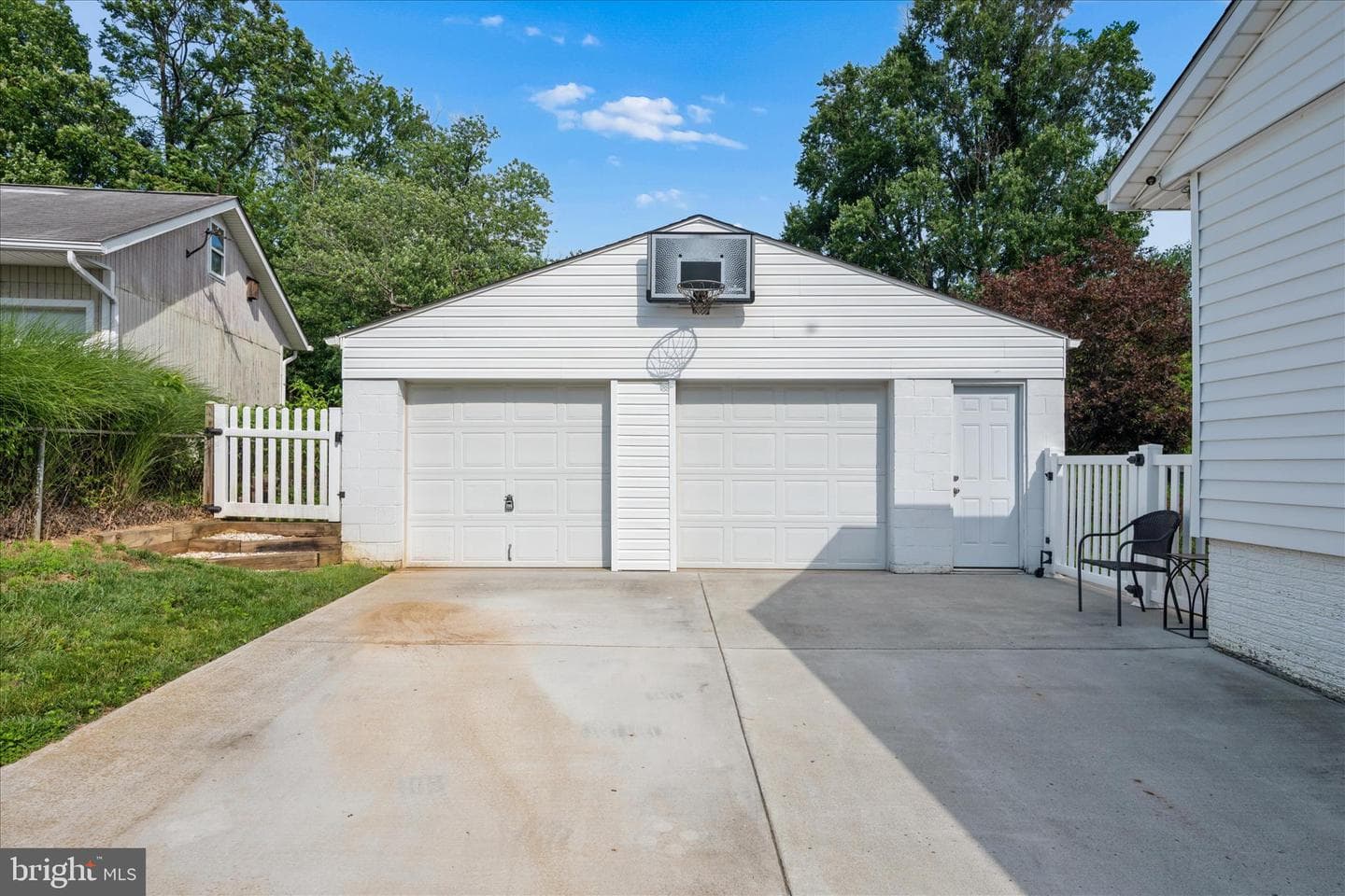 1607 Wise Road photo 30