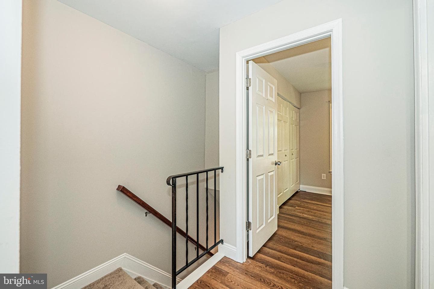 532 Essex Place photo 20