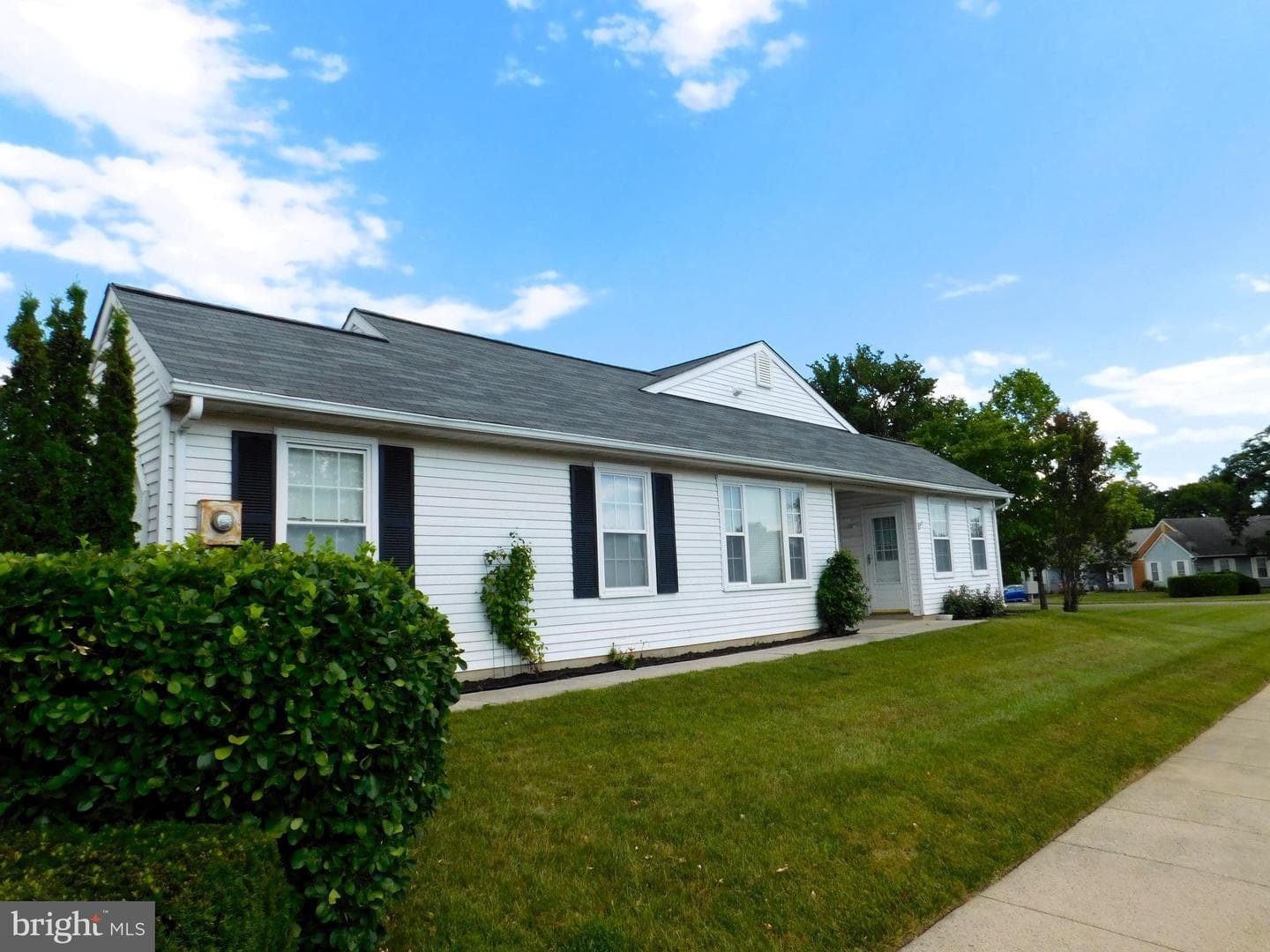 6979 Arbor Drive photo 3