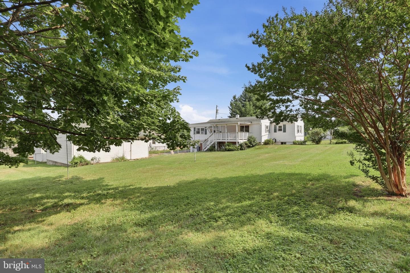 905 Oak Street photo 35