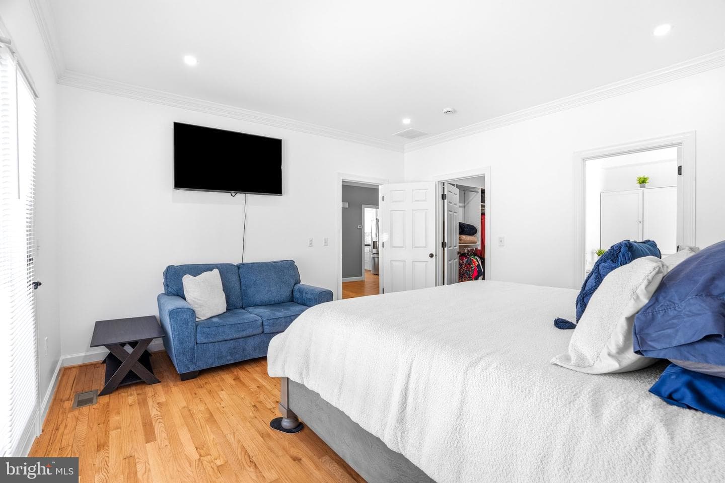 4 Lamar Ln photo 13