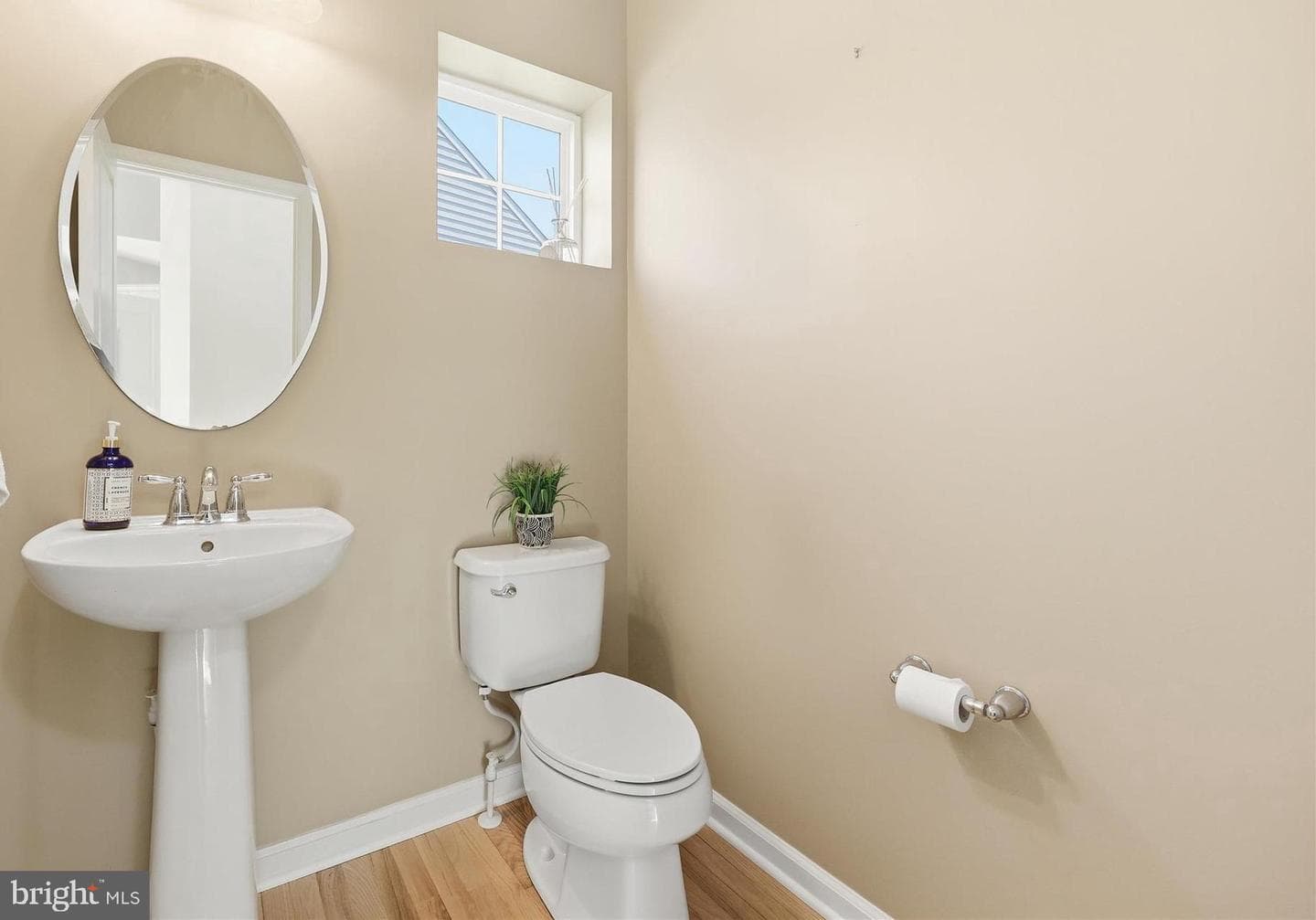 6914 Cardozo Street photo 21
