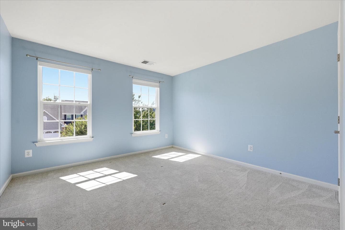 6914 Cardozo Street photo 33