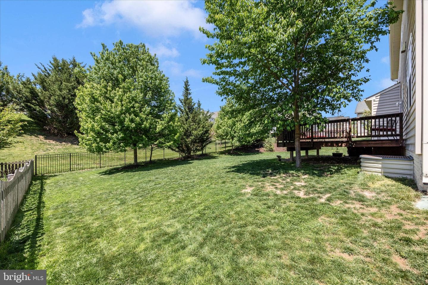 6914 Cardozo Street photo 52