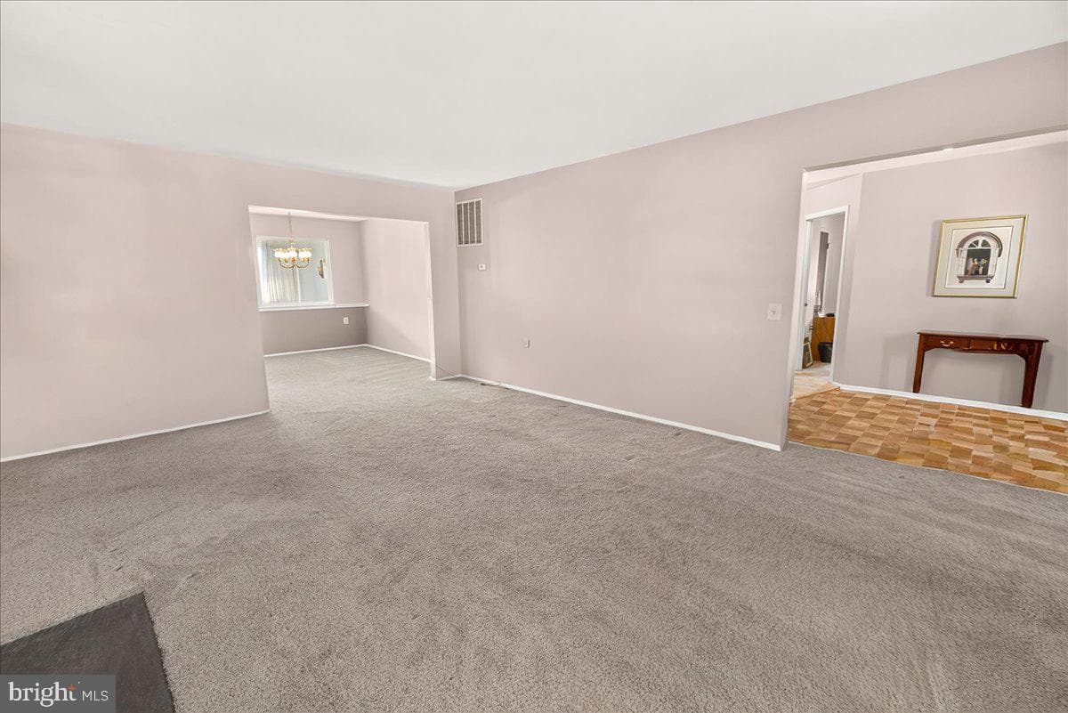 7047 Catalpa Road photo 13