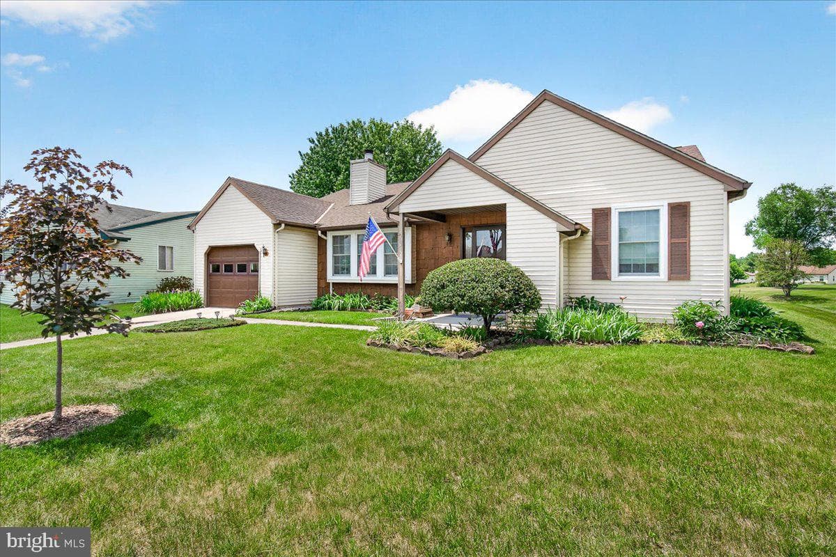 7047 Catalpa Road photo 3