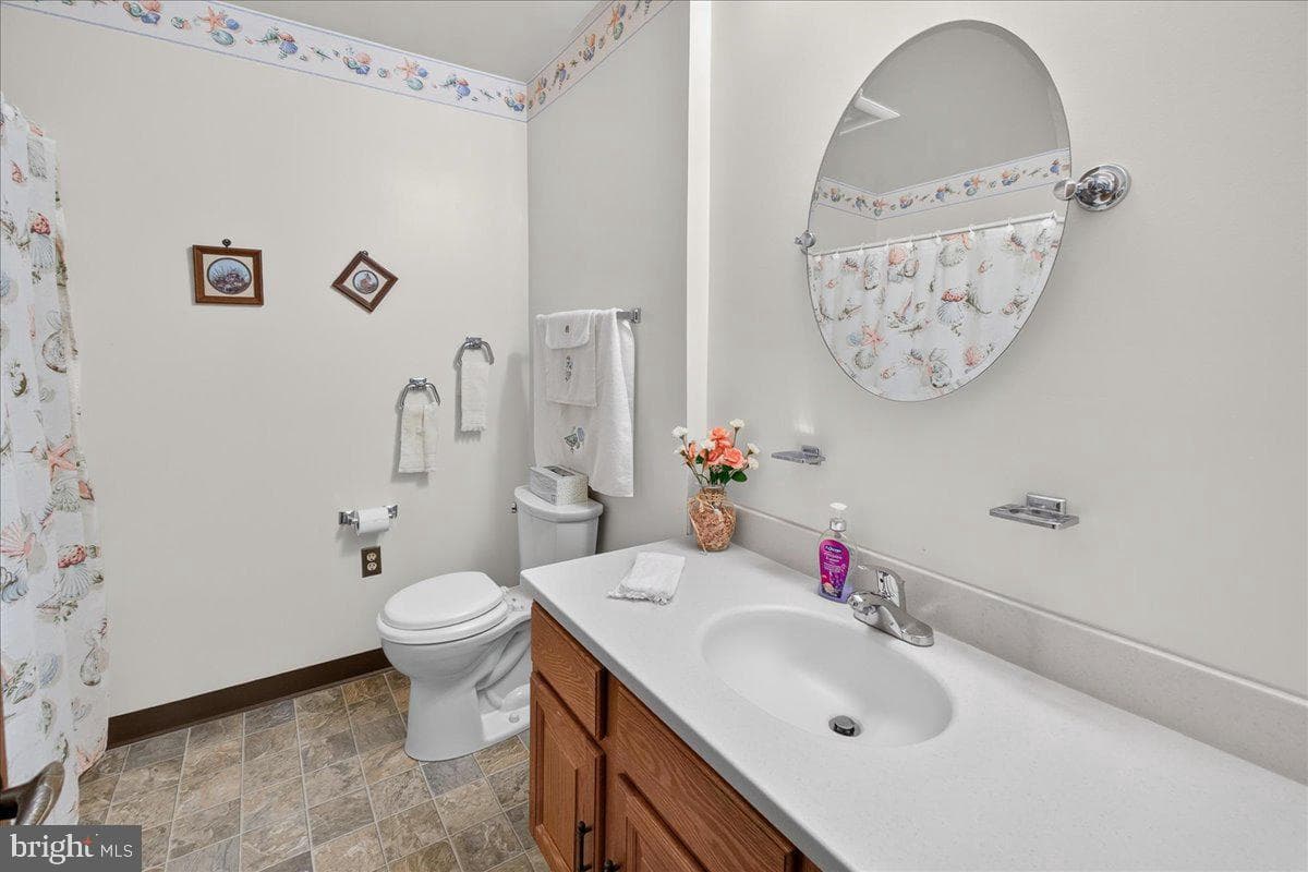 7047 Catalpa Road photo 36