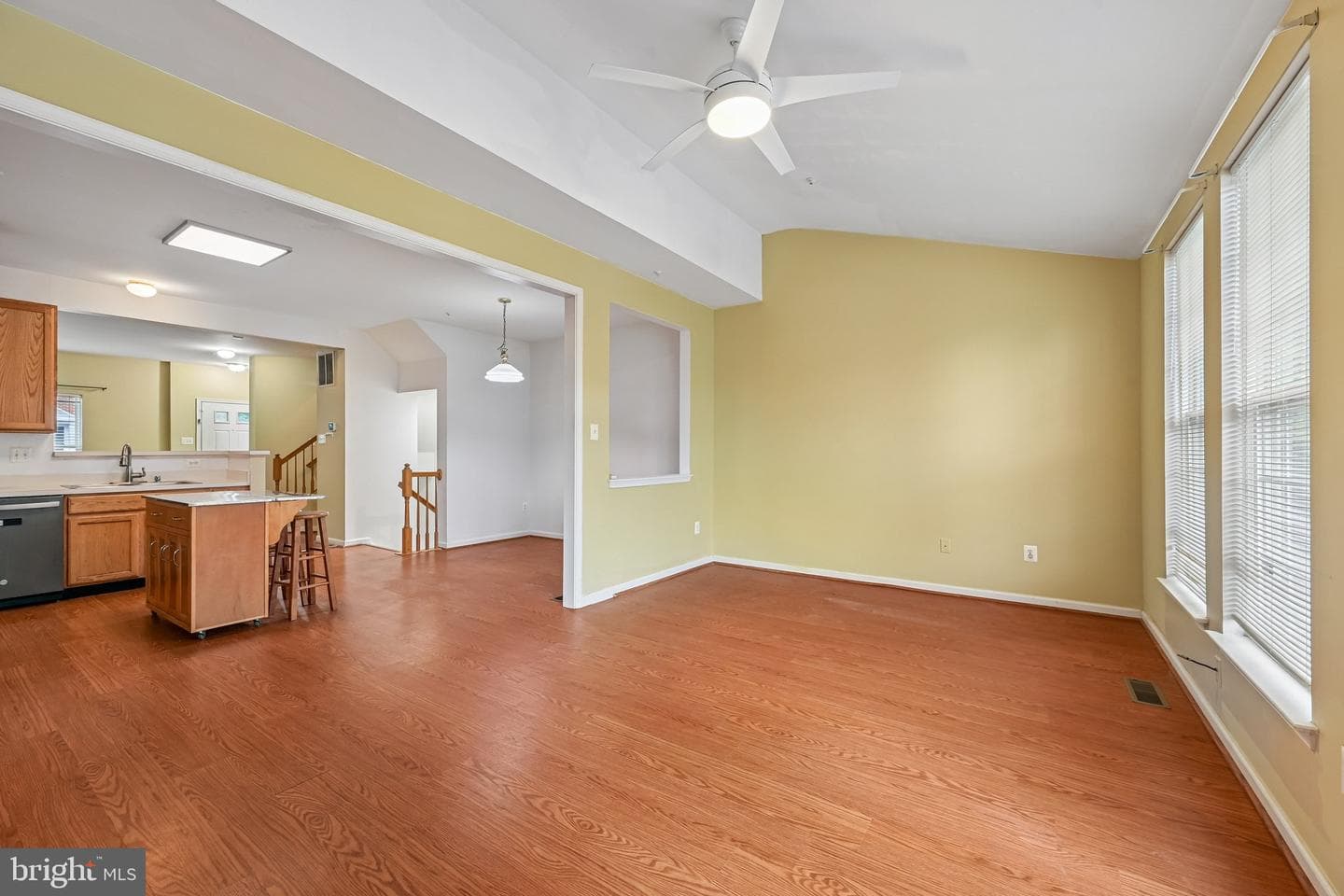 1724 Emory Street photo 11