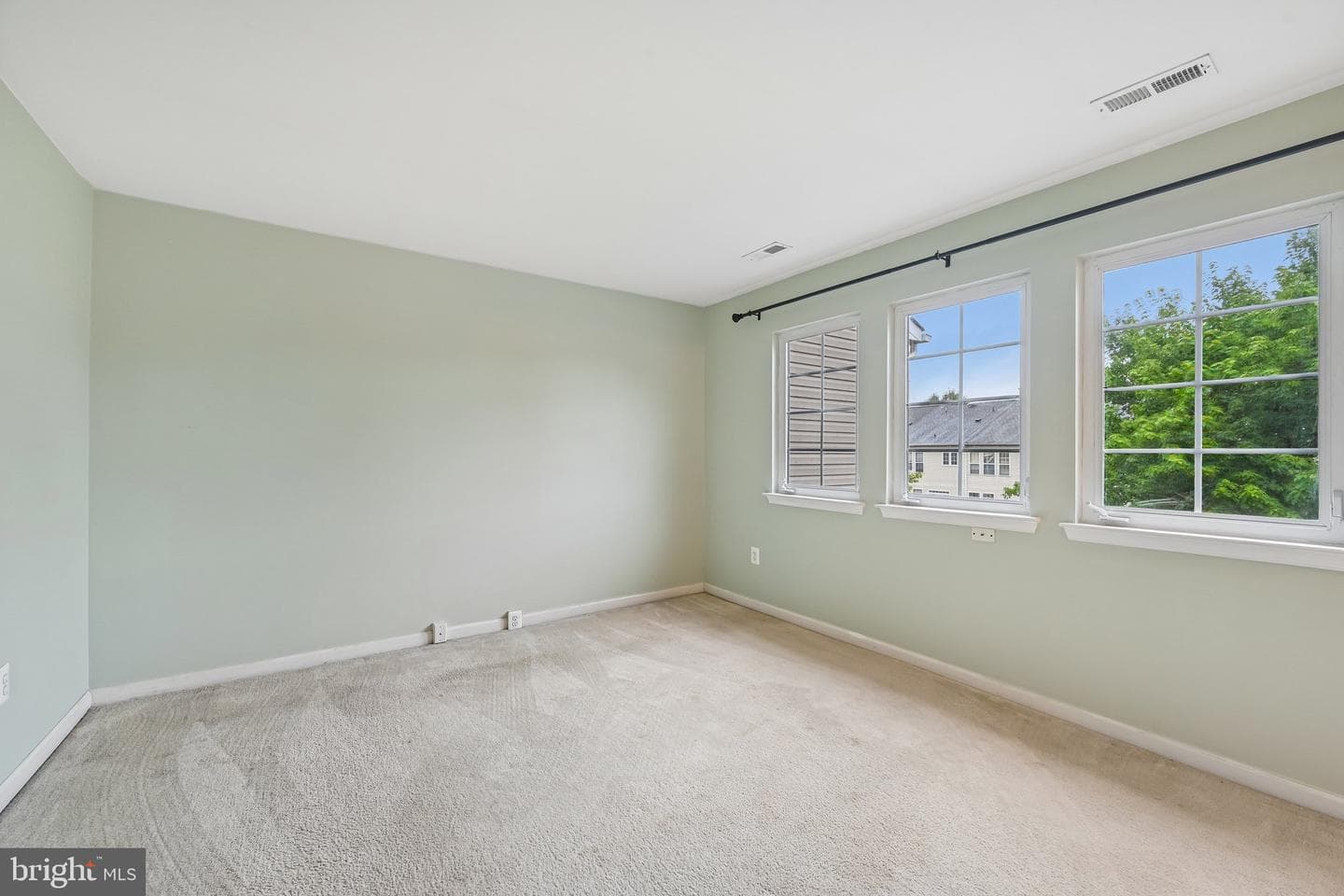 1724 Emory Street photo 29