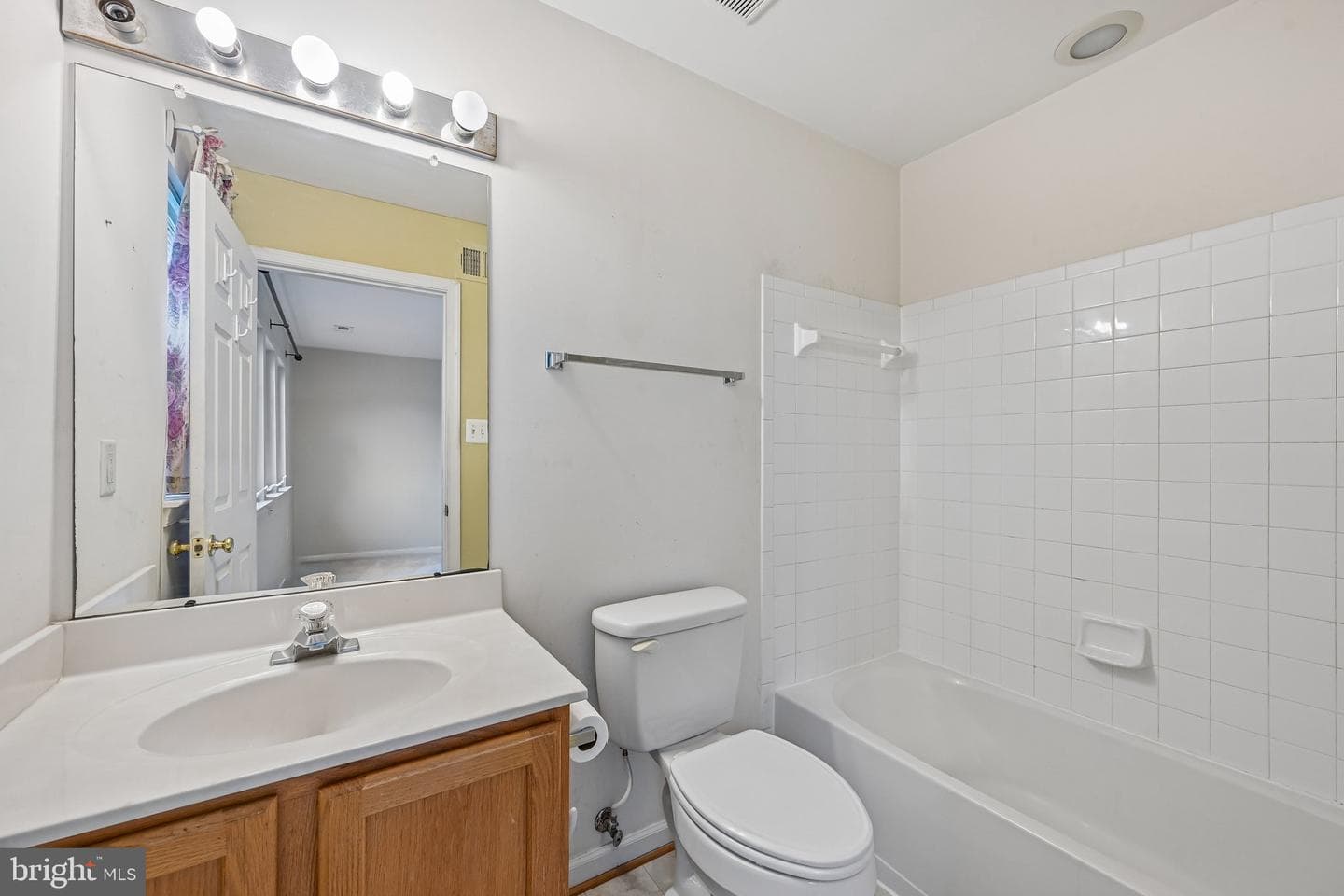 1724 Emory Street photo 33