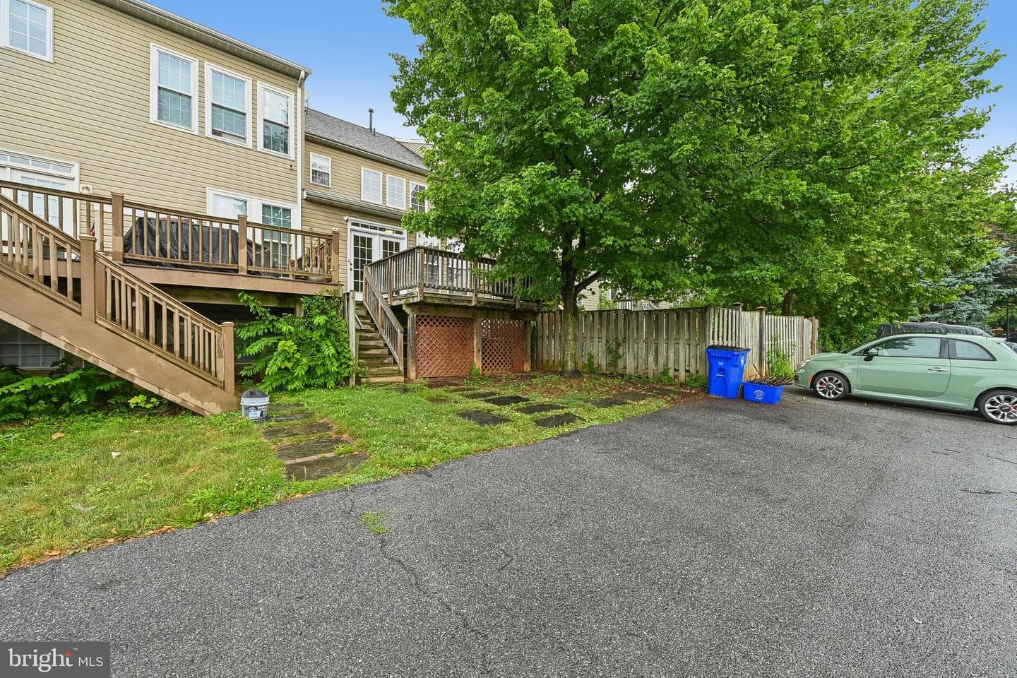 1724 Emory Street photo 47