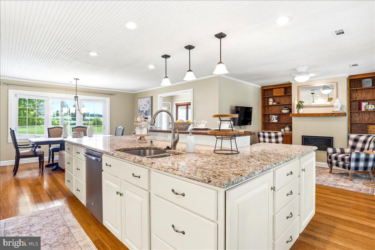 7331 Holter Road photo 13