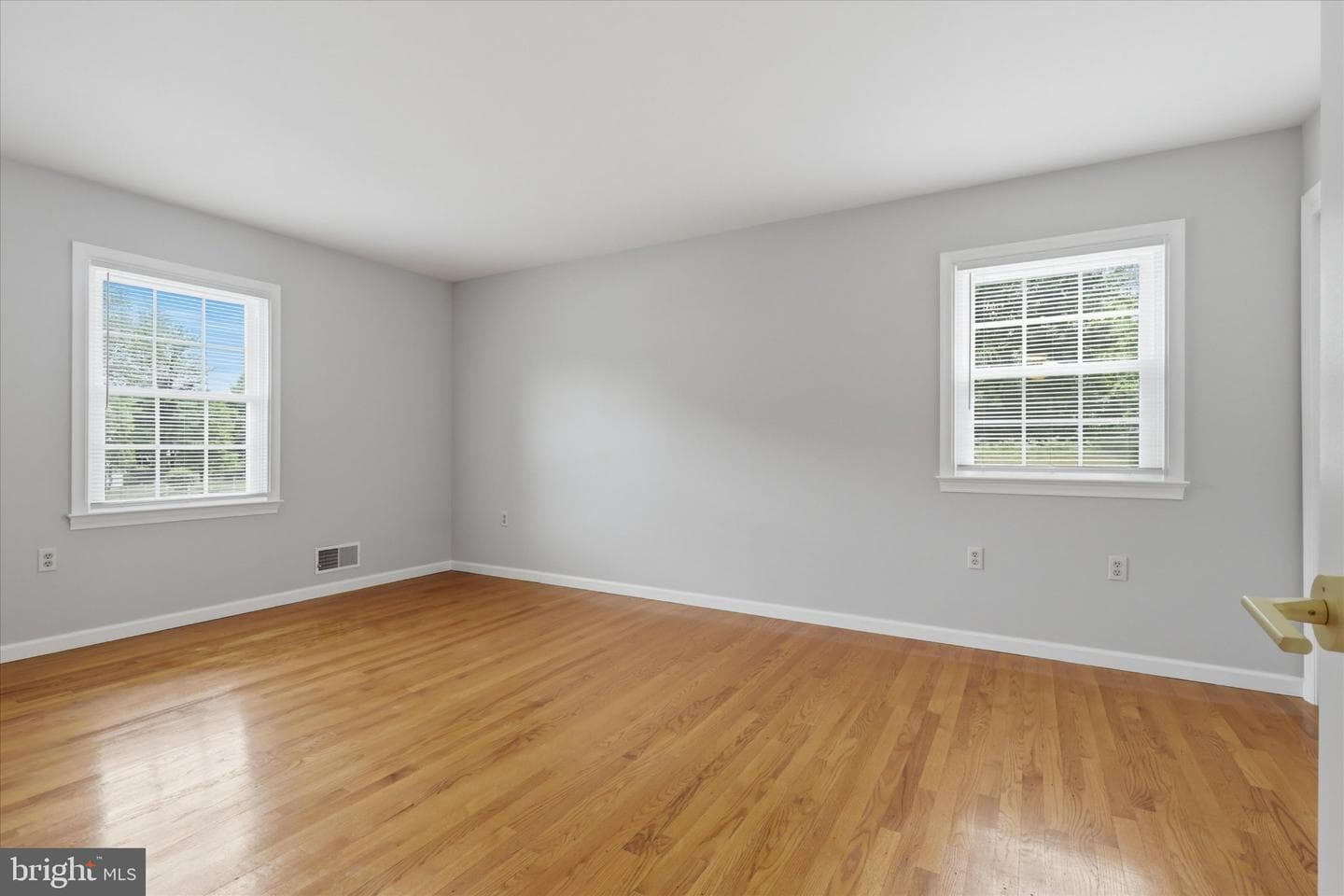 7007 Runnymeade Court photo 22
