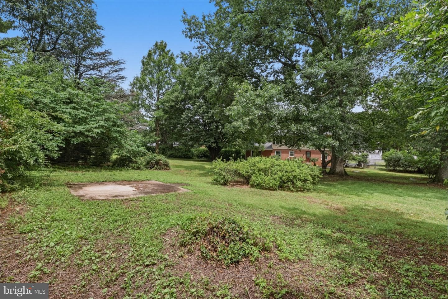 7007 Runnymeade Court photo 31