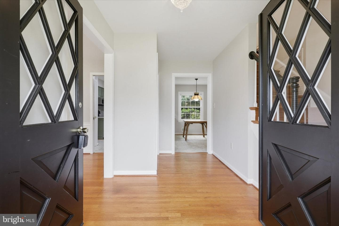 7007 Runnymeade Court photo 5