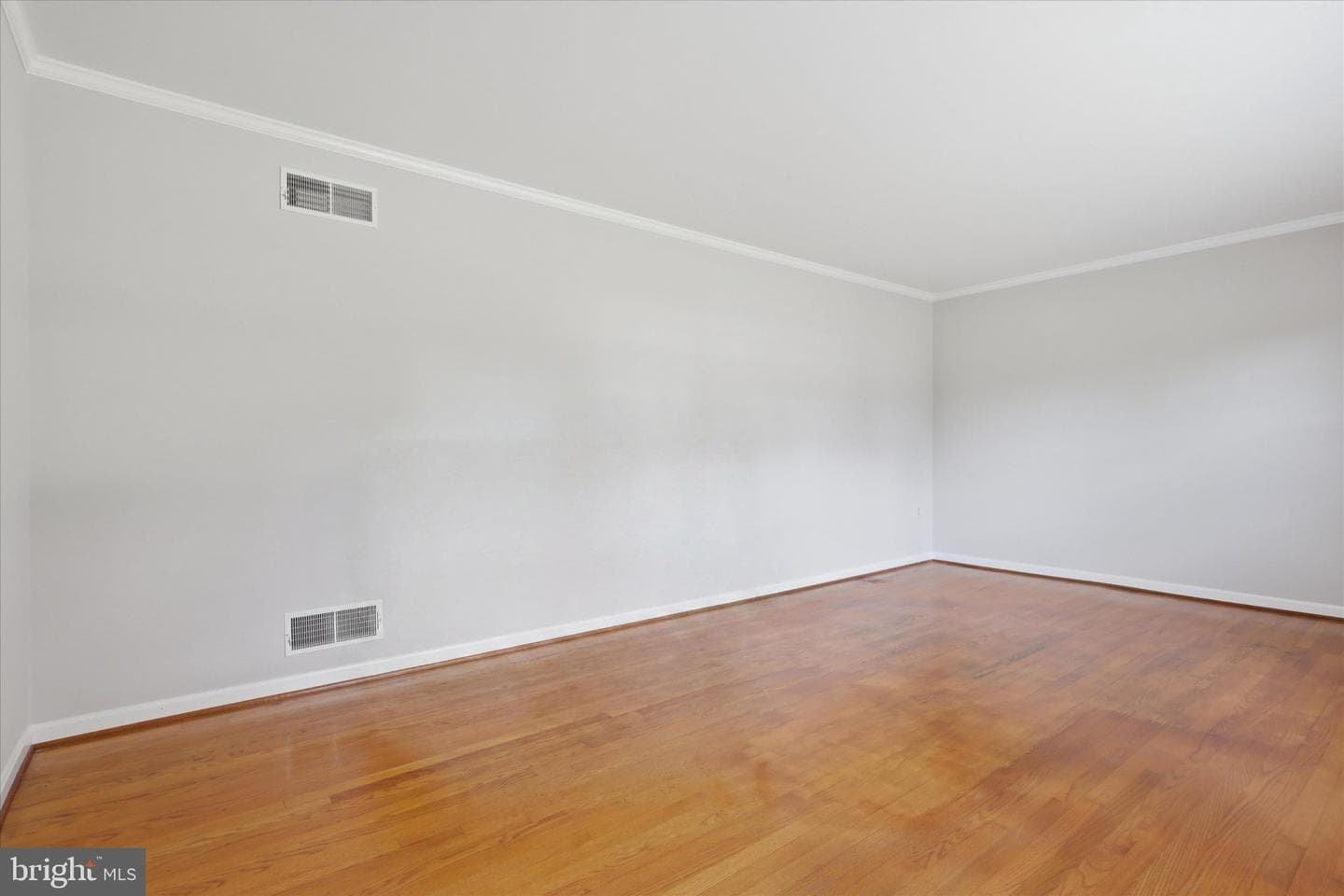 7007 Runnymeade Court photo 6