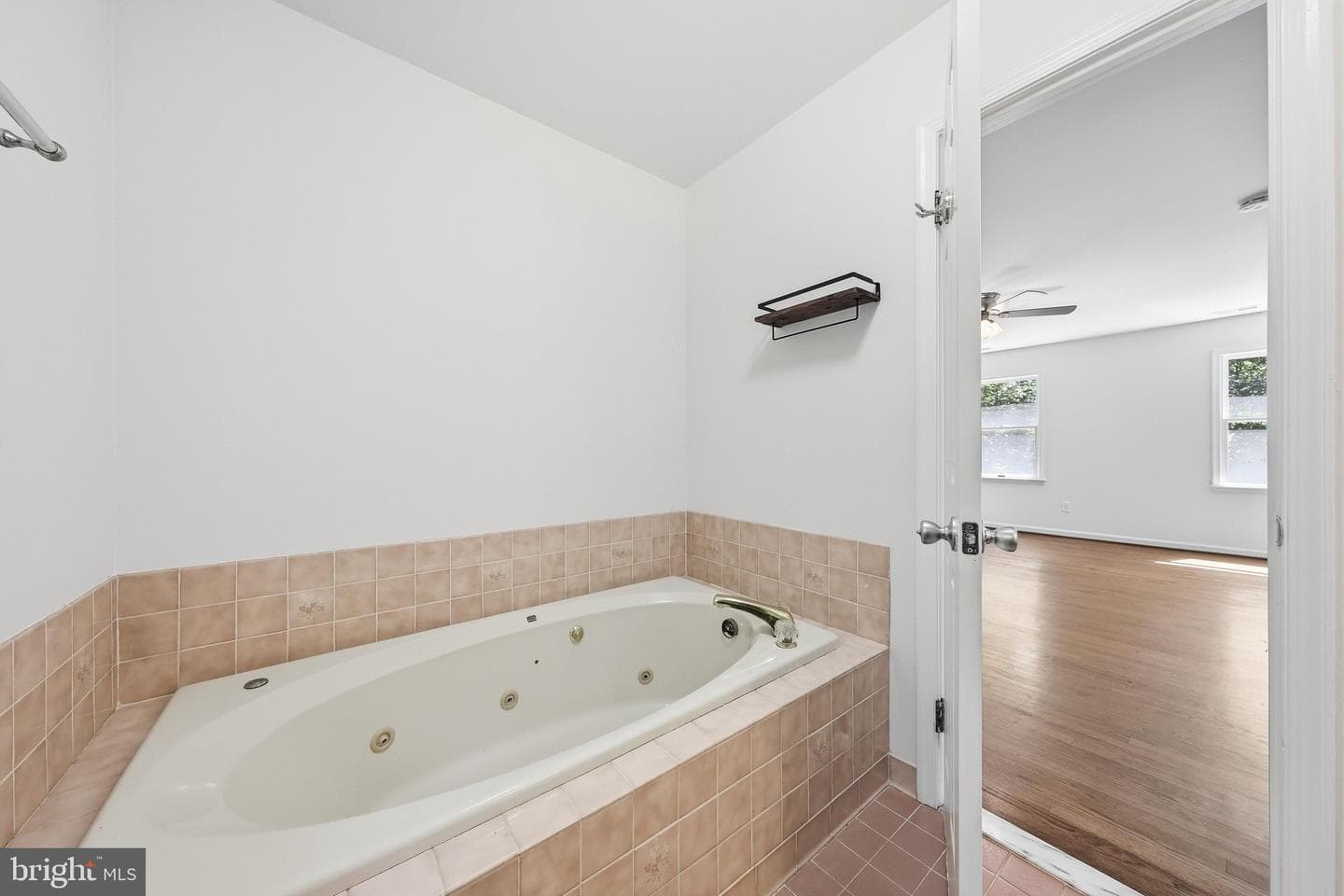 4206 Basford Road photo 32