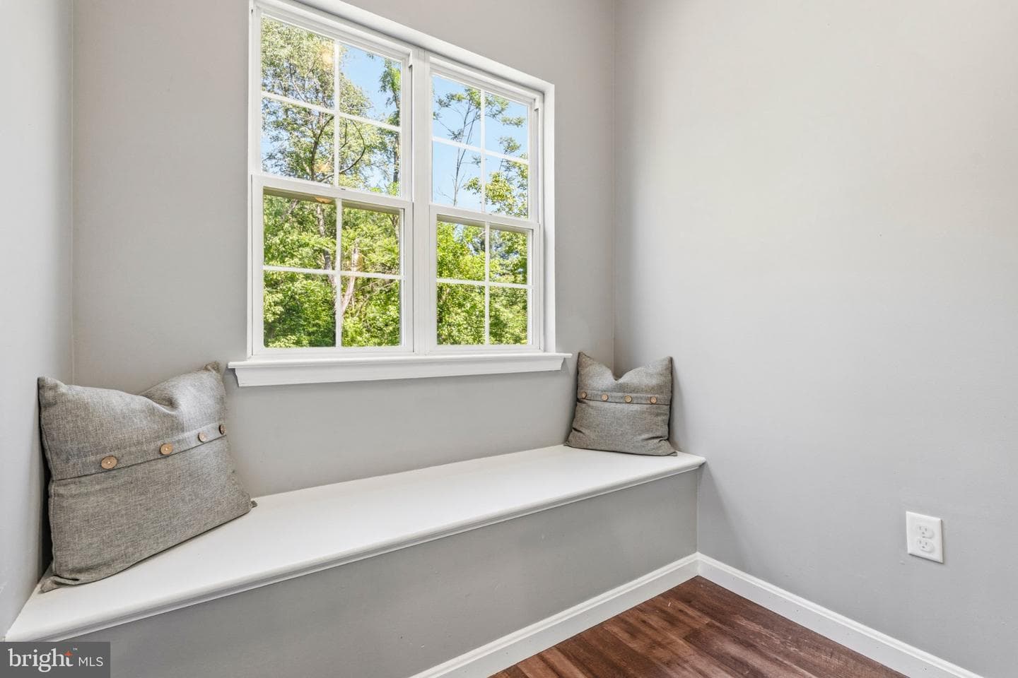 8494 Devon Lane photo 25