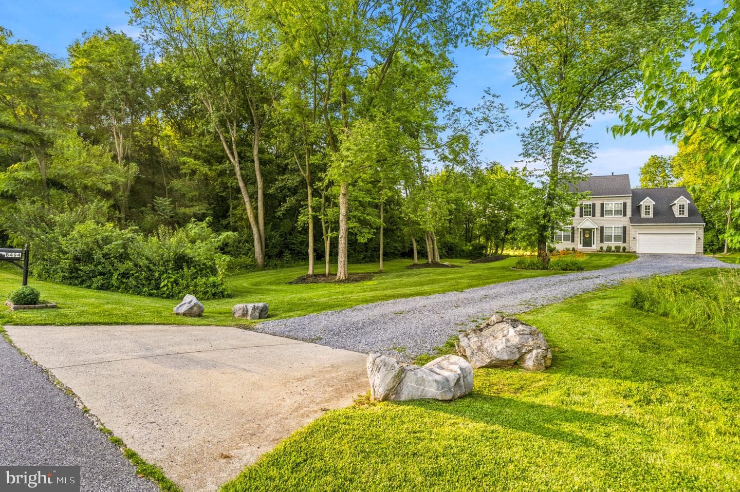 8494 Devon Lane photo 4