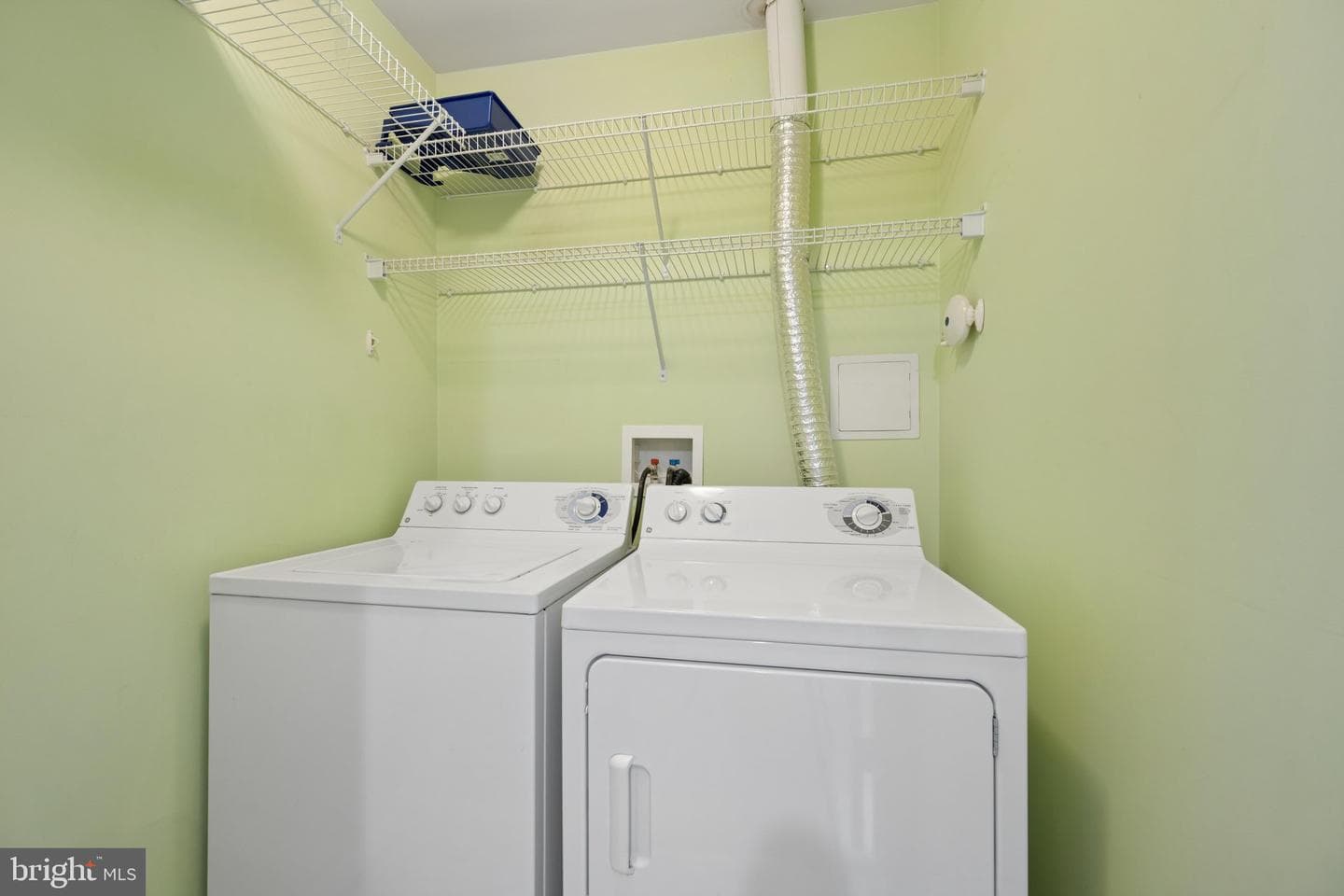5302 Talladega Court #207 photo 33