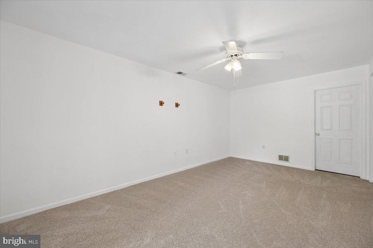 2611 Warren Way photo 24