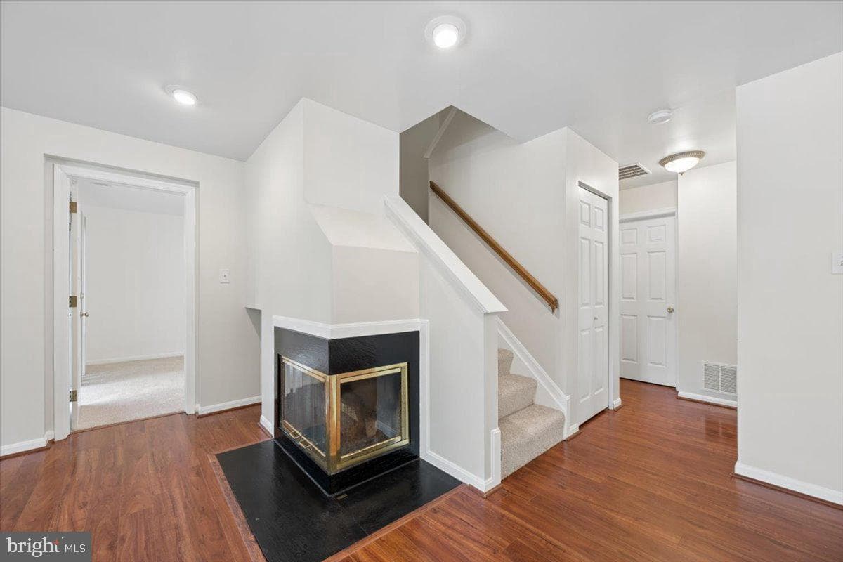 2611 Warren Way photo 28