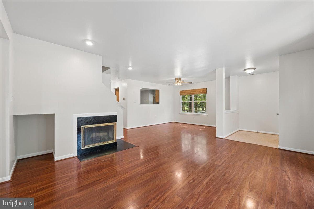 2611 Warren Way photo 7
