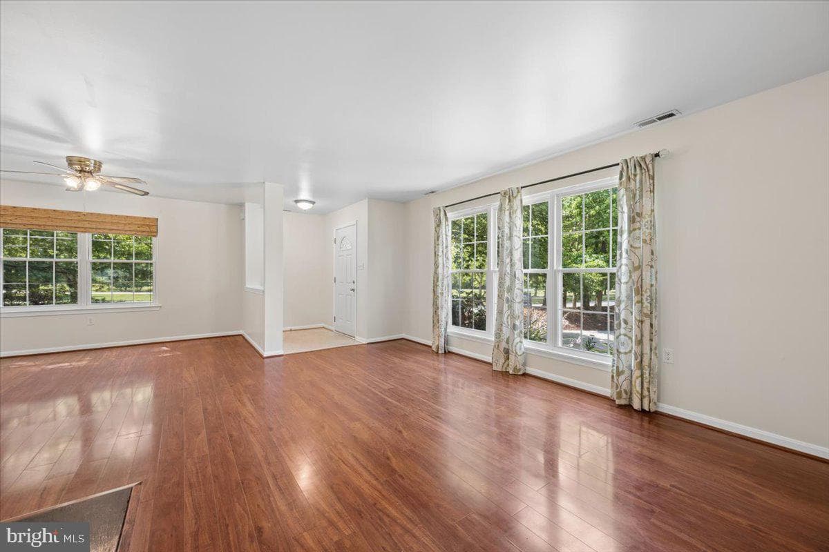 2611 Warren Way photo 8