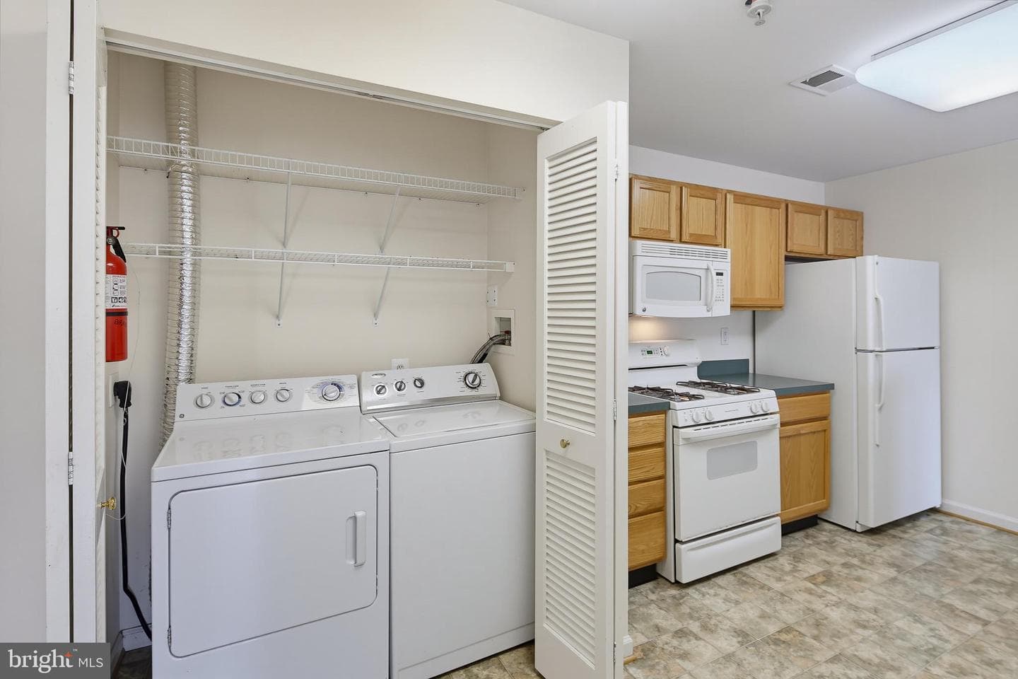 502 Bradley Court #d photo 15