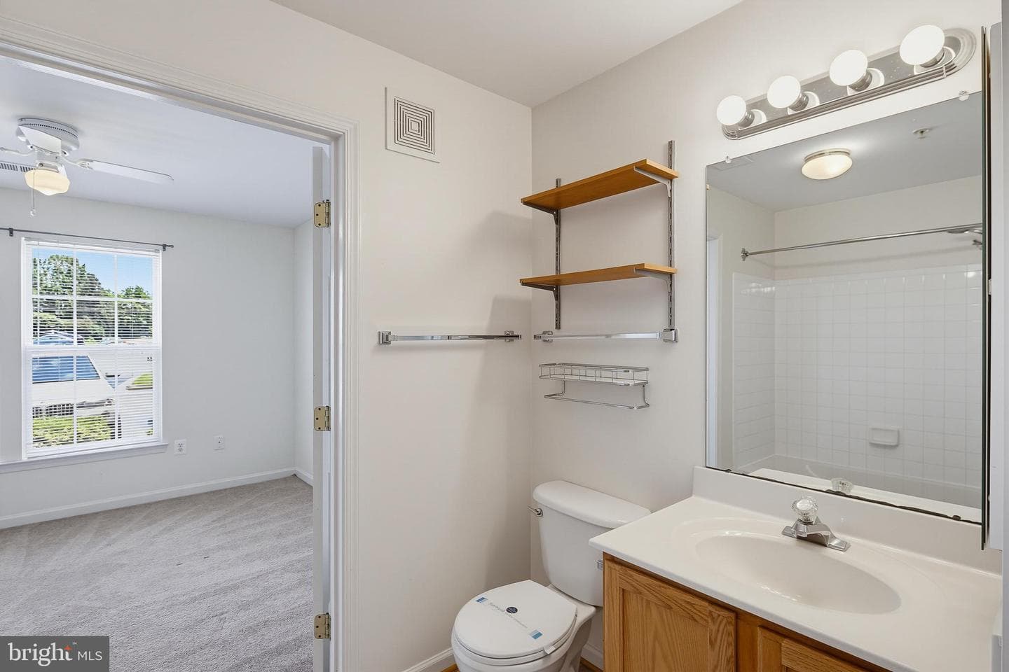 502 Bradley Court #d photo 19