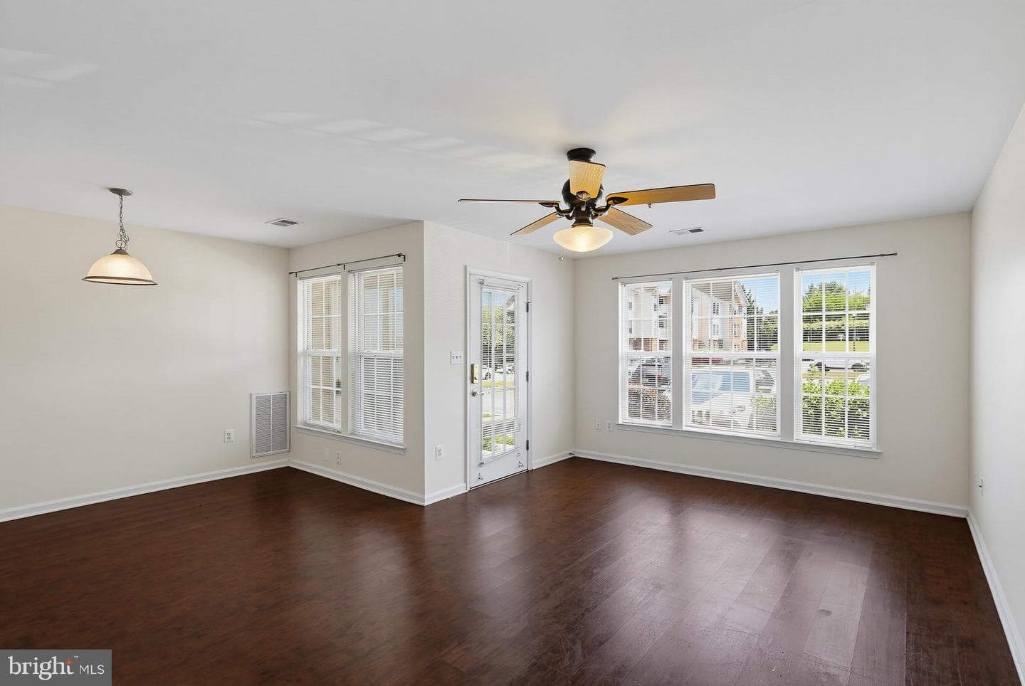 502 Bradley Court #d photo 7