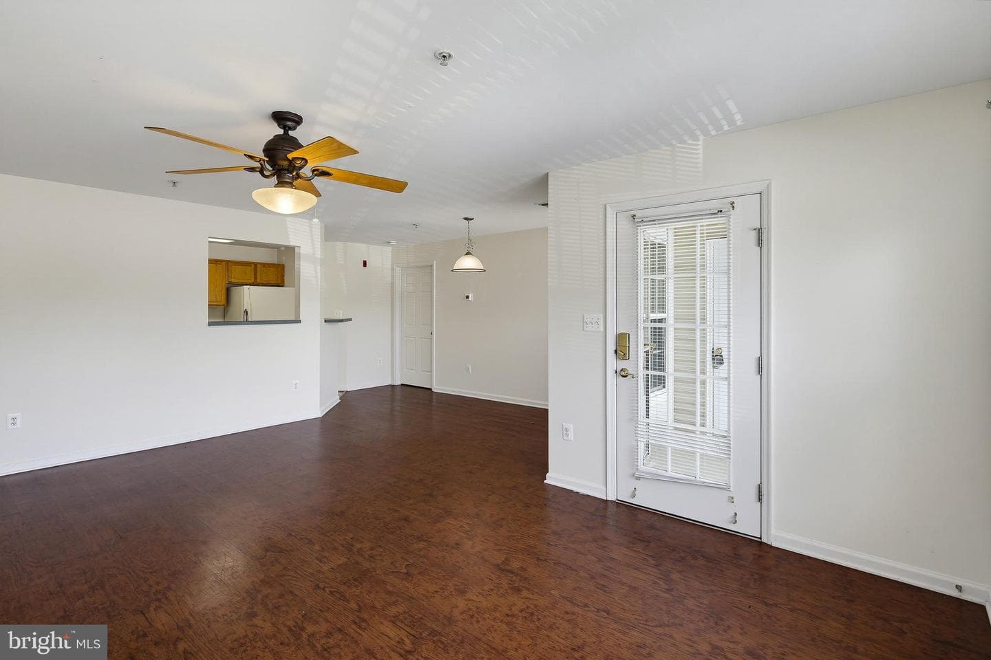 502 Bradley Court #d photo 9