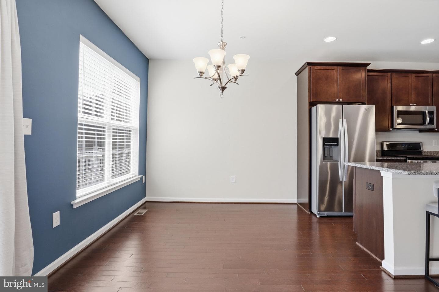 6082 Forum Square photo 27