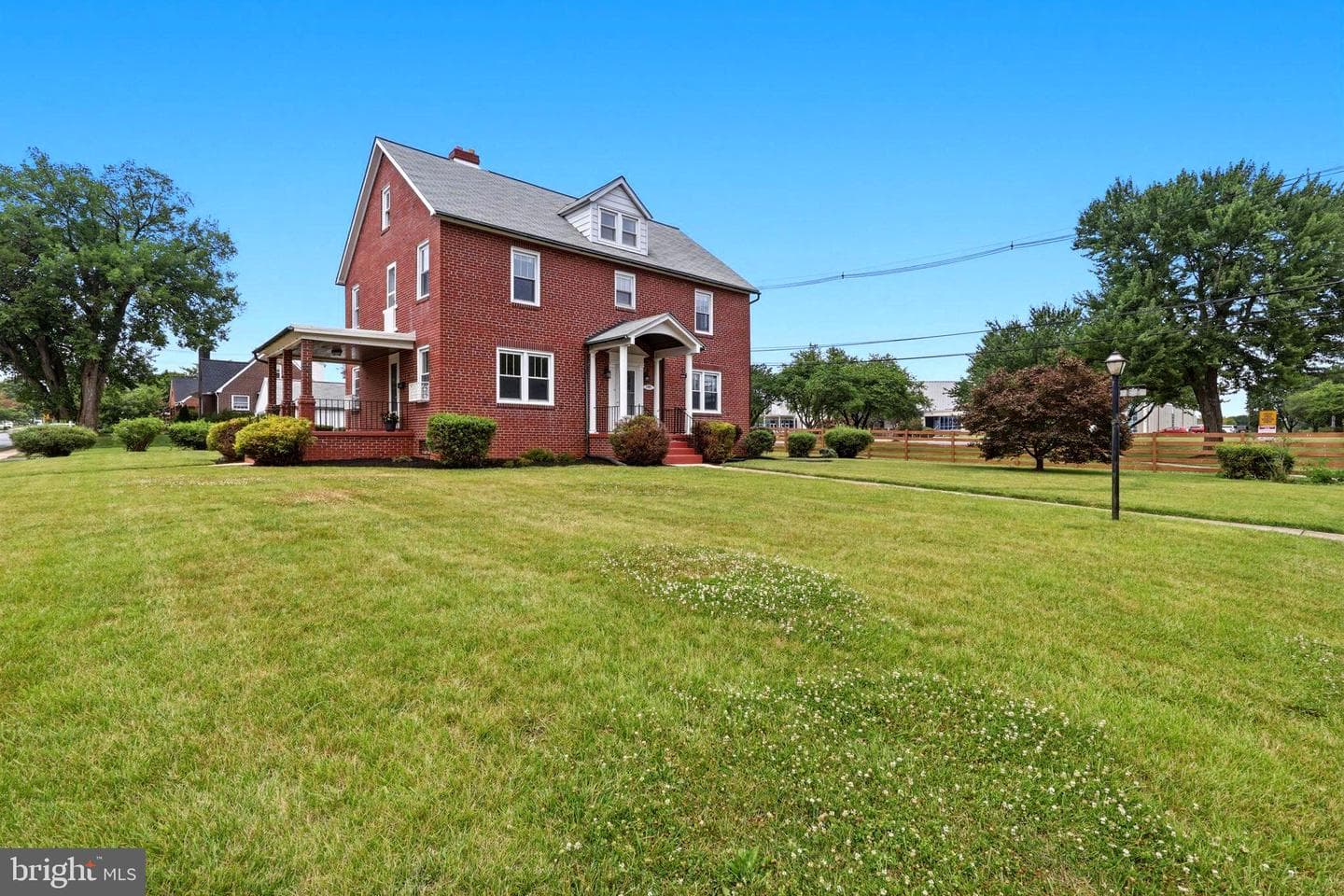 1401 N Market Street photo 1