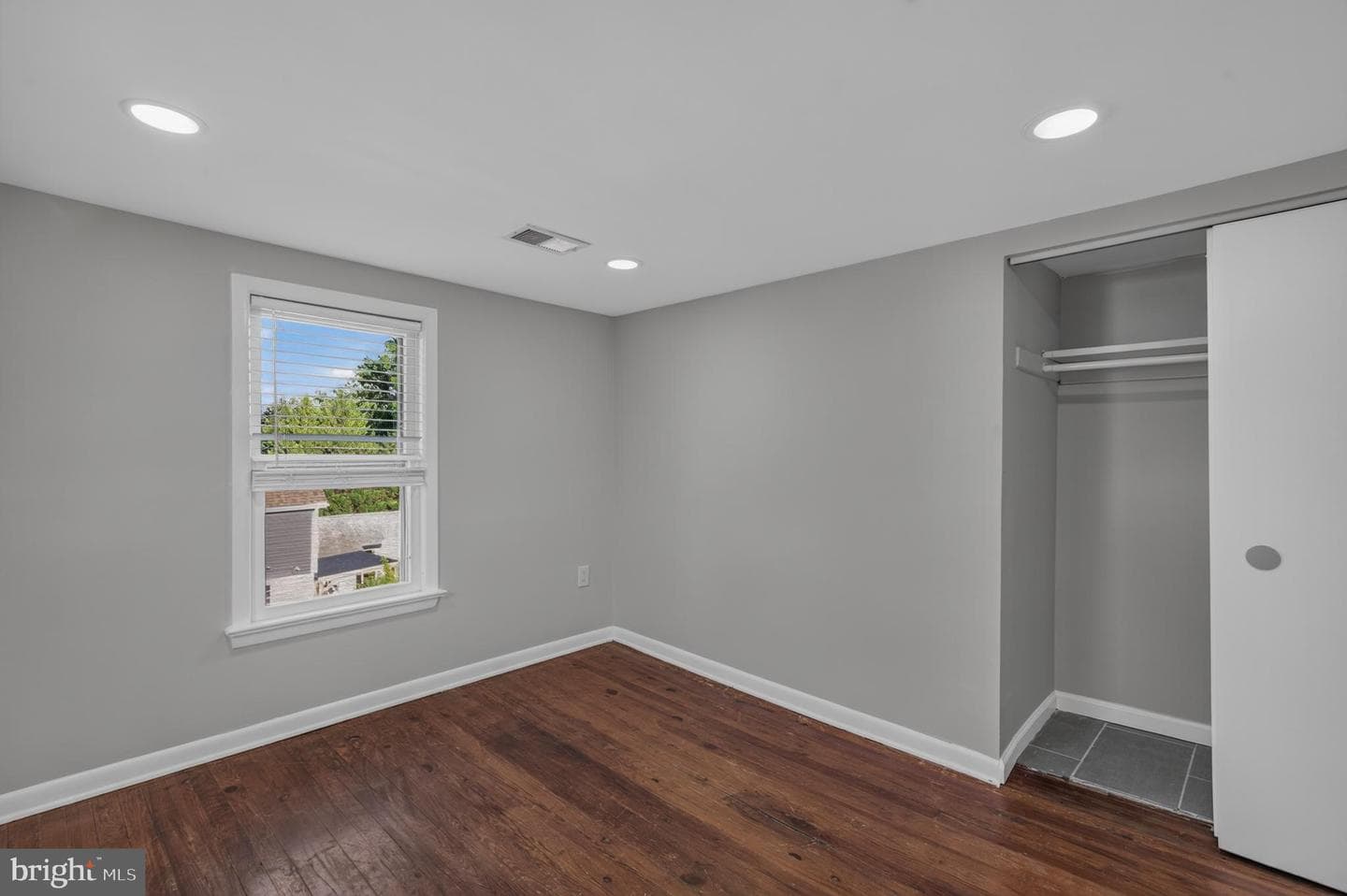 620 N Maple Avenue photo 26