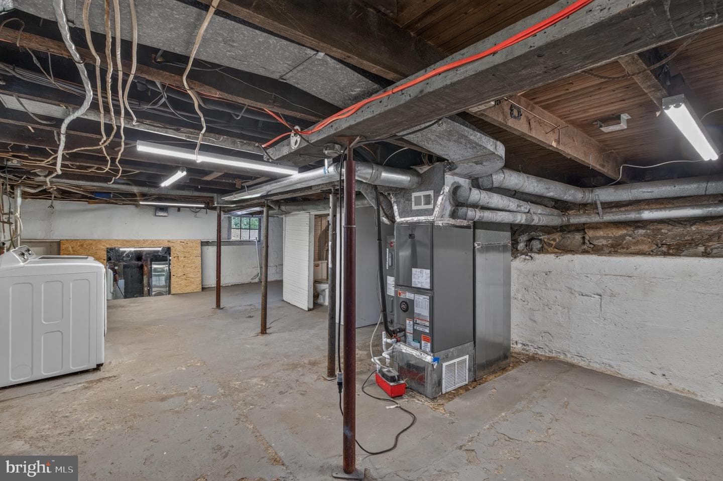 620 N Maple Avenue photo 37
