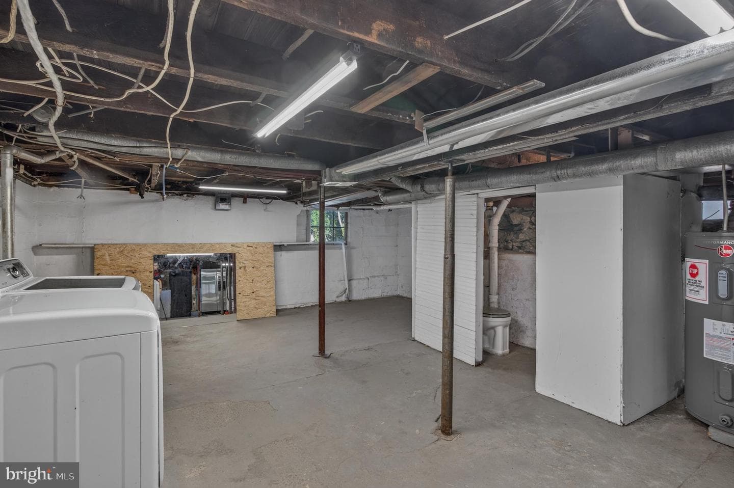 620 N Maple Avenue photo 38