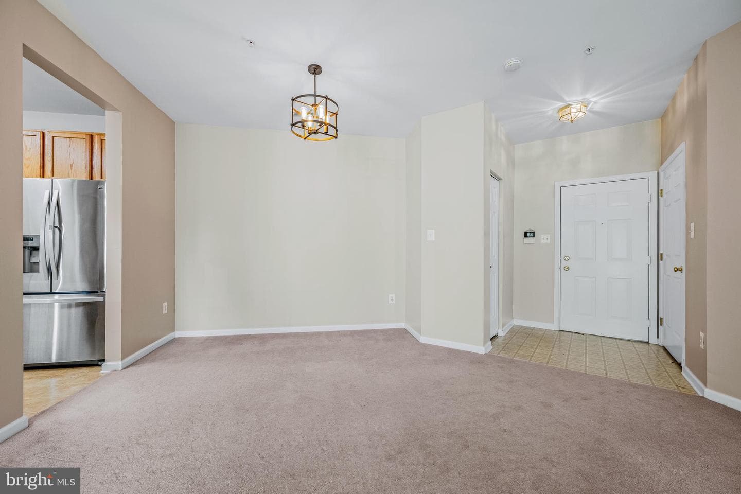 6220 Glen Valley Terrace #3g photo 4