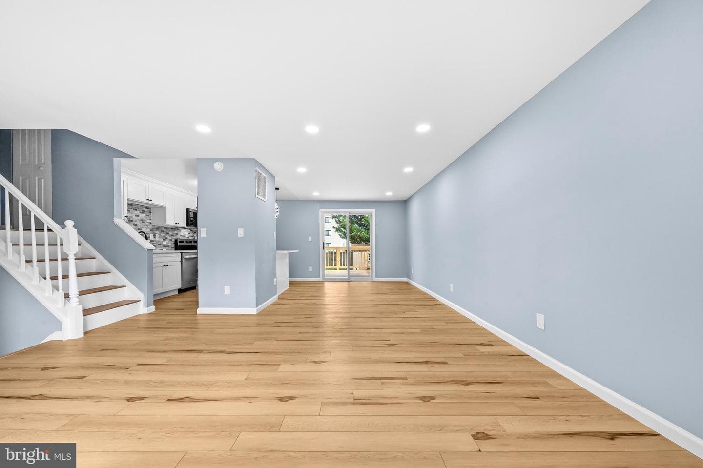 452 Center Street photo 9