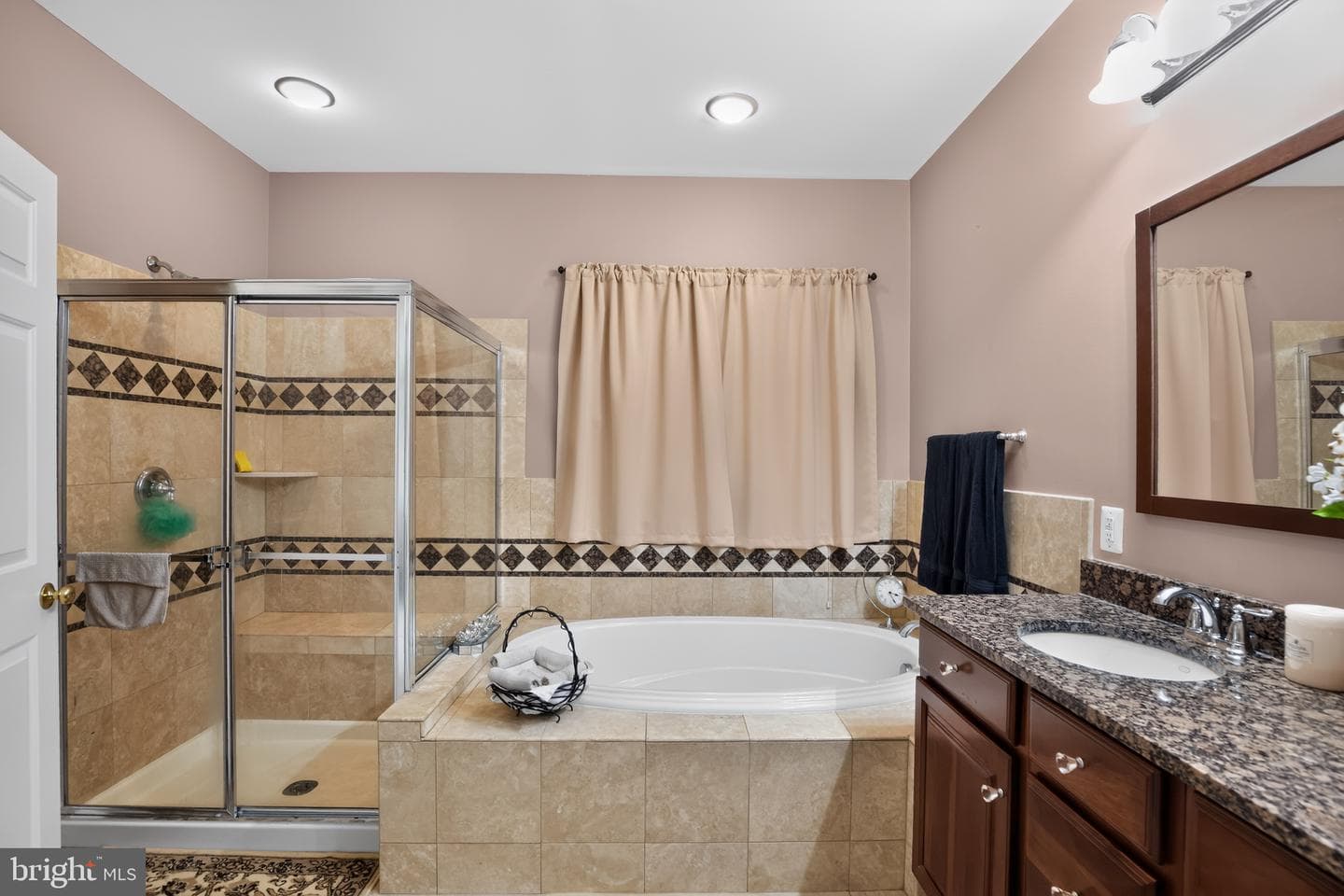3928 Shawfield Lane photo 16