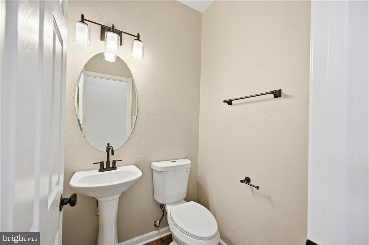 3706 Singleton Terrace photo 26