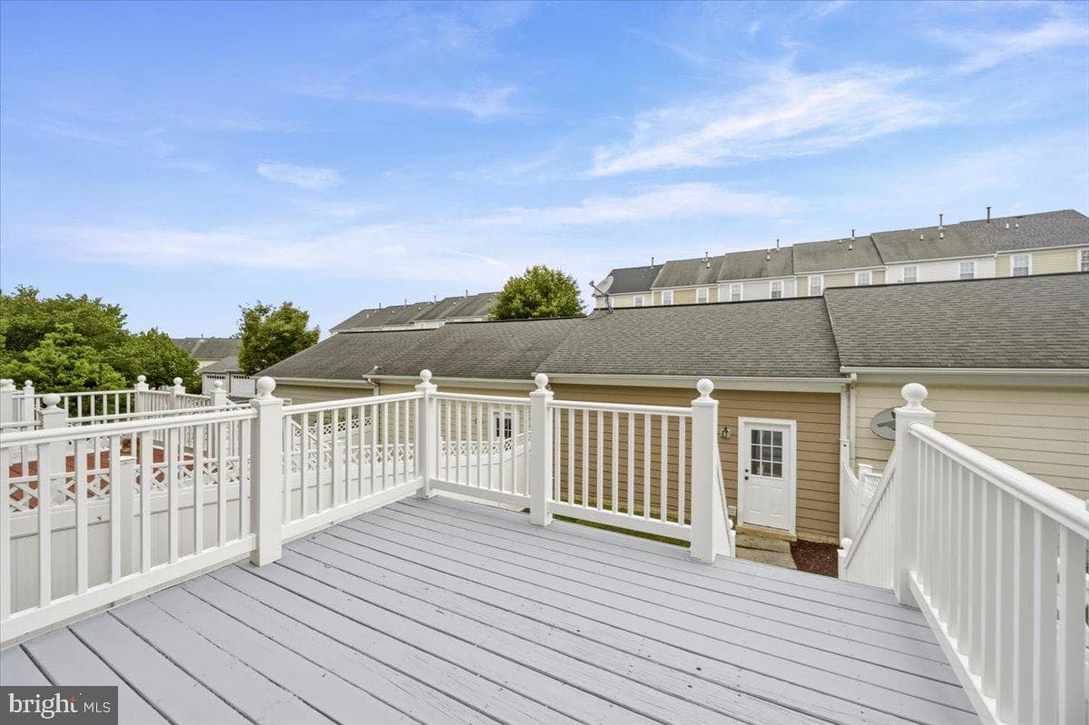 3706 Singleton Terrace photo 4