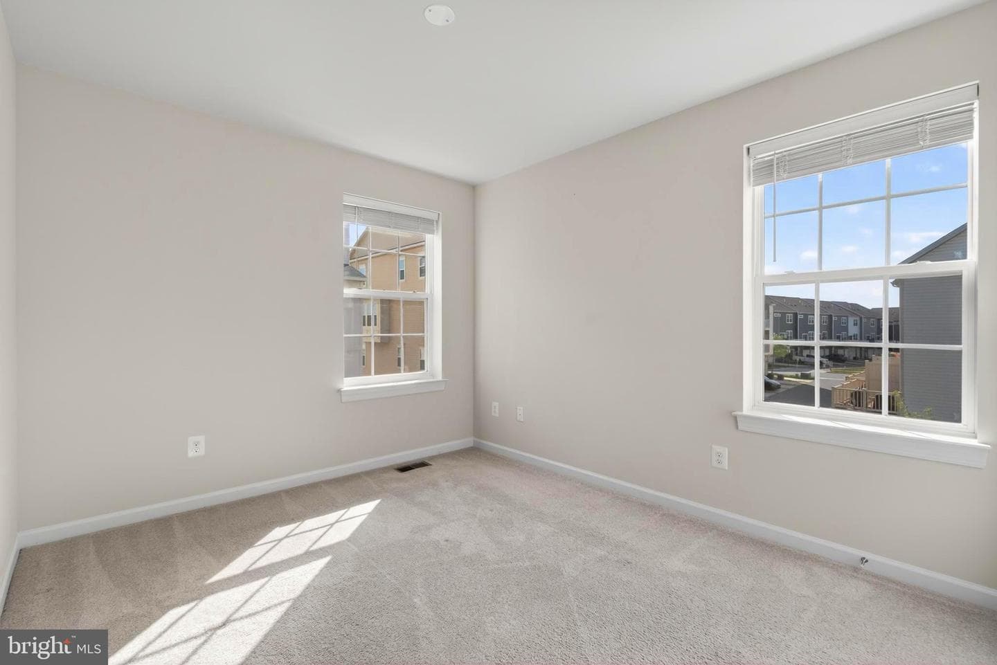 7120 Mchenry Mews photo 29