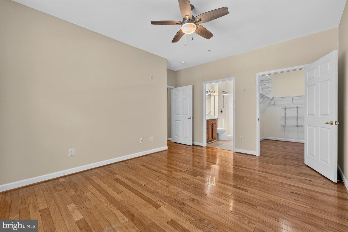 120 Burgess Hill Way #114 photo 19